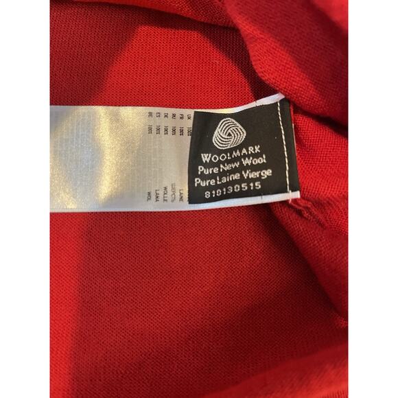 UNIQLO Crewneck Pullover Long Sleeve Sweater Red XS 100% Wool - Picture 8 of 10